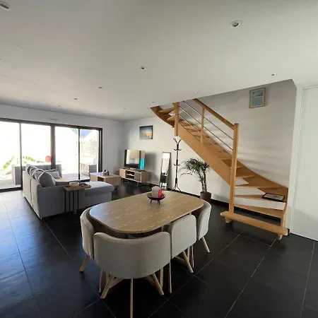 Prázdninový dům Superbe Maison Moderne A 300 M De La La Turballe