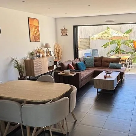Superbe Maison Moderne A 300 M De La La Turballe